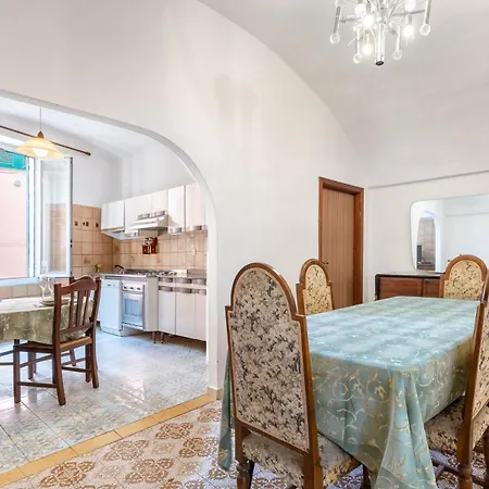 Hostdomus-finalmarina Apartmán