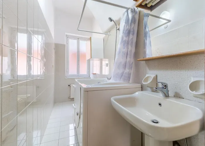 Hostdomus-finalmarina Finale Ligure