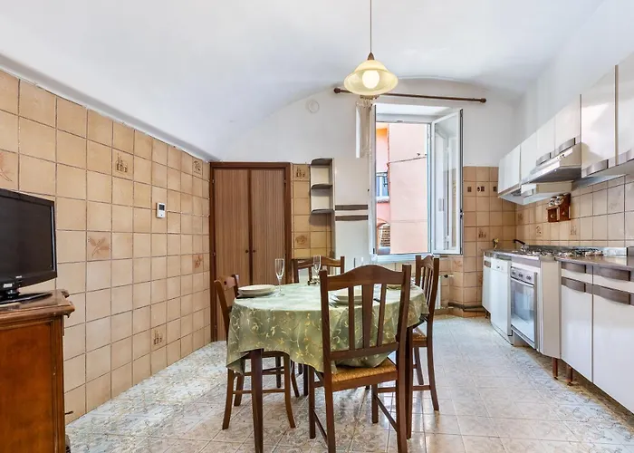 Hostdomus-finalmarina Appartement *