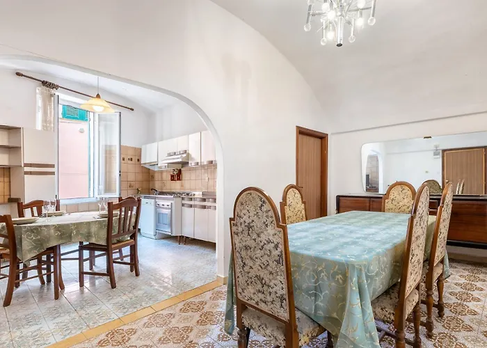 Hostdomus-finalmarina Appartement